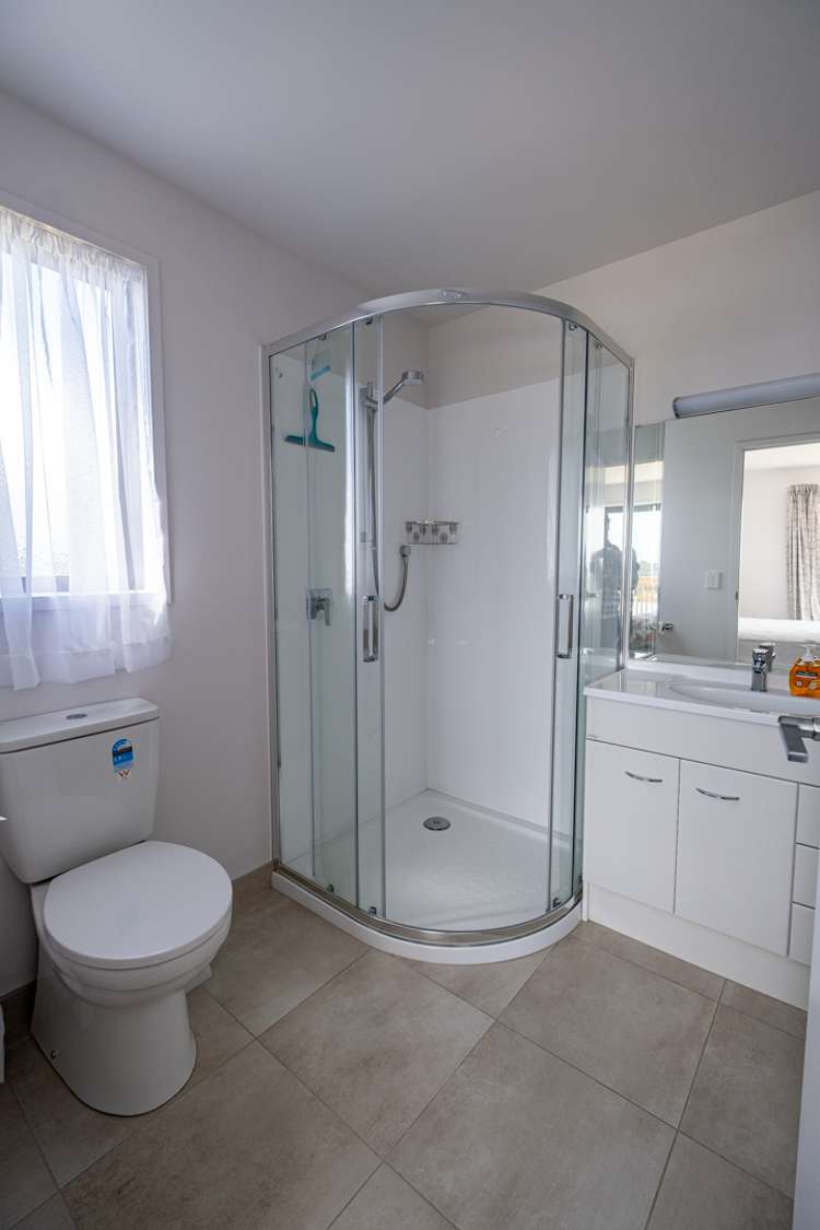 23 Dudley Crescent Cable Bay_15