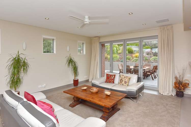 5 The Ridge Kennedys Bush_12