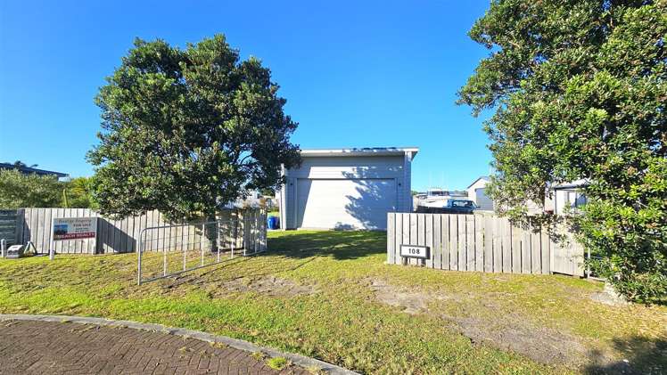 108 Mahoe Place_1
