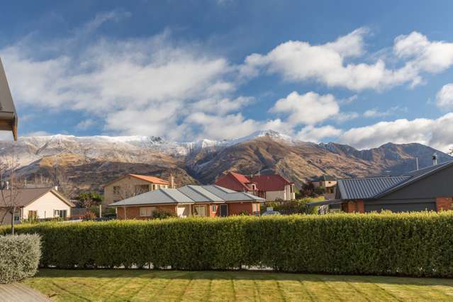 3 Perrow Street Wanaka_2