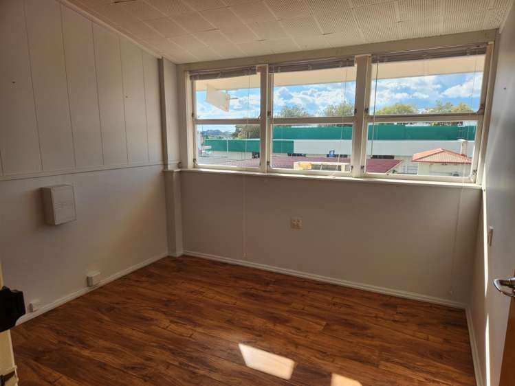 30 King Street Pukekohe_9