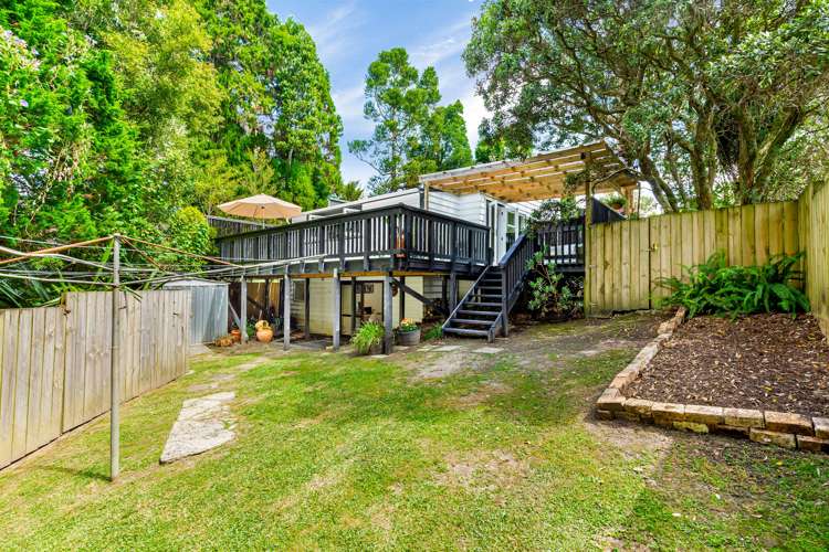 218 Woodlands Park Road Titirangi_14