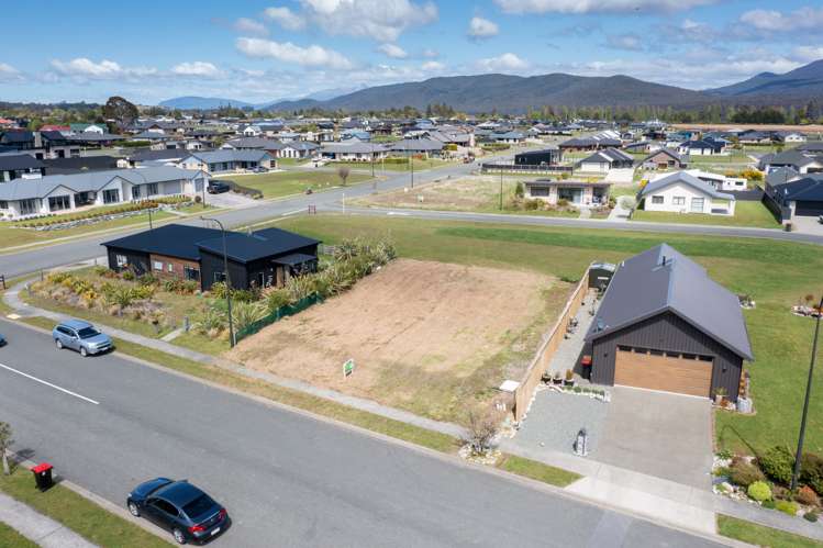 33 Takitimu Avenue Te Anau_7