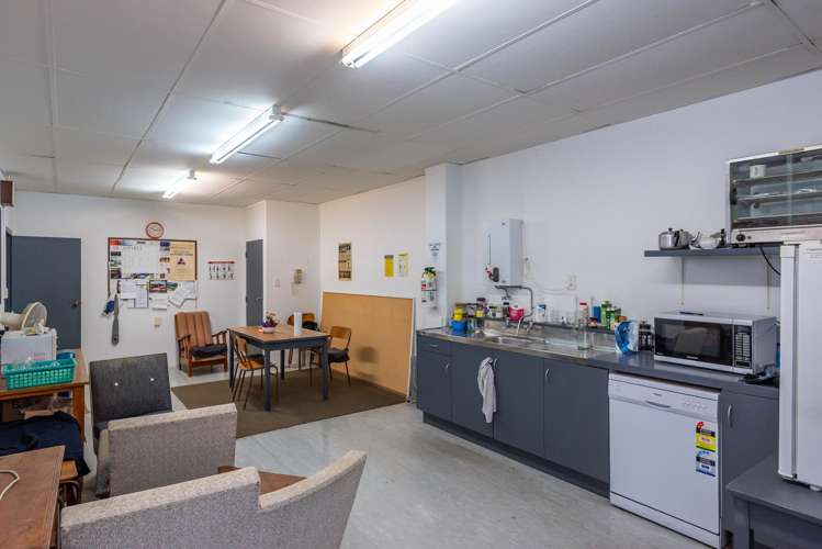 108 Cambridge Street South Levin_13