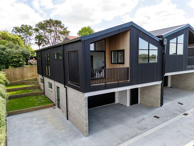 4/3 Huia Avenue Forest Lake_17