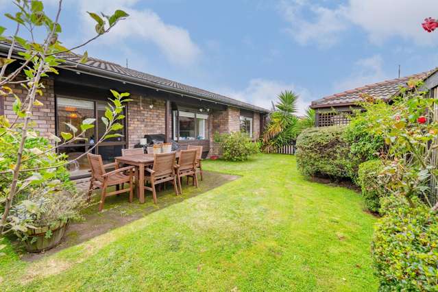 Stay Warm This Winter! -Thermal House In Glenholme