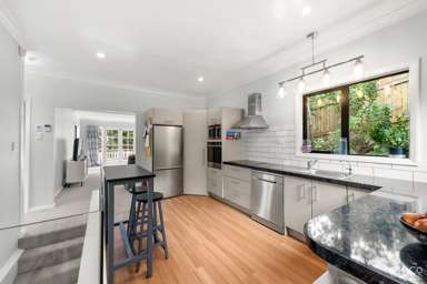 24 Miromiro Rd_3