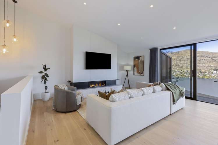 15c Potters Hill Drive Queenstown_12