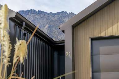 31 Cheviot Street, Hanley's Farm_1