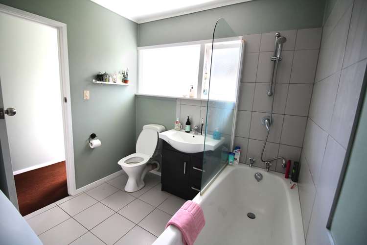 4/17 Don Croot Street Morningside_7