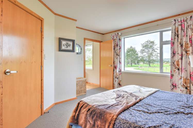 62 Bowmar Road Waimumu_23