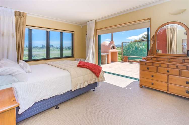 160 Milne Drive Paraparaumu_8