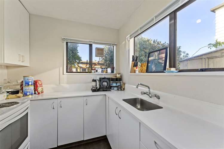 8/96 Poulson Street Addington_7