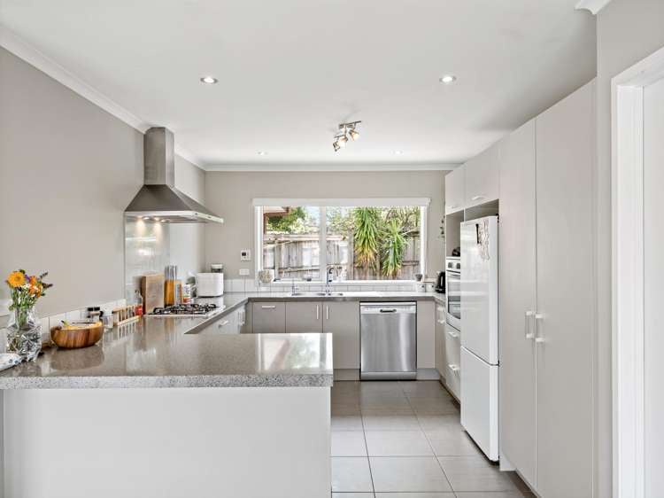 25 Saltwood Street Red Beach_5