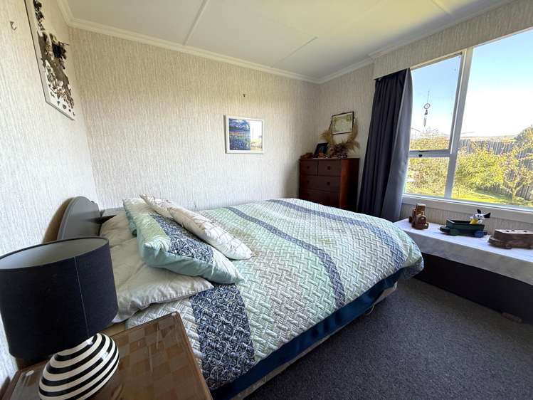 13 Wood Street Kaka Point_8