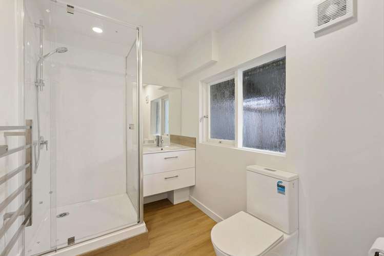 77 Macleans Road Bucklands Beach_26