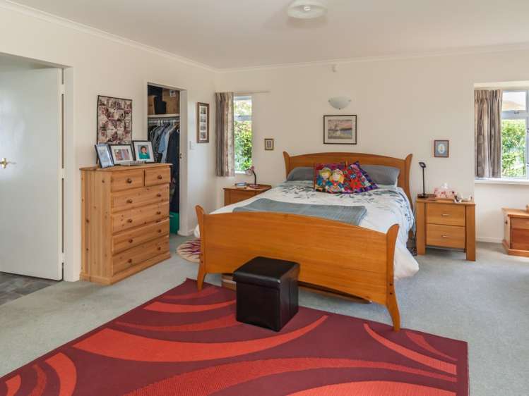 435 Waikawa Beach Road Manakau_7