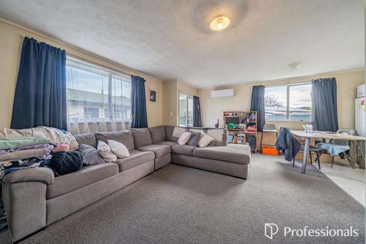 14 Honey Street Wainuiomata_10