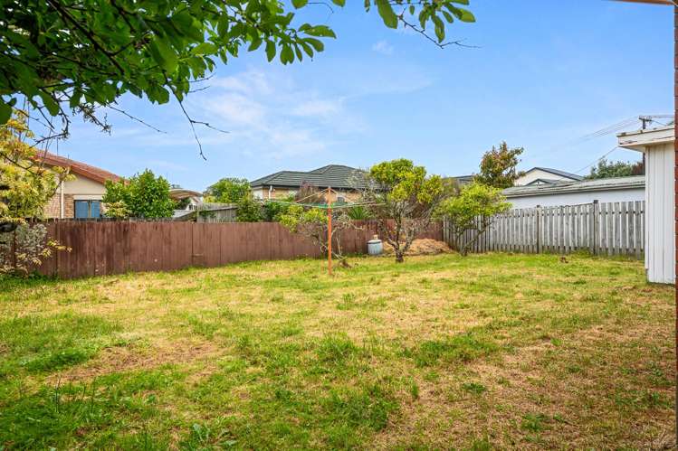 53 Centreway Road Orewa_4