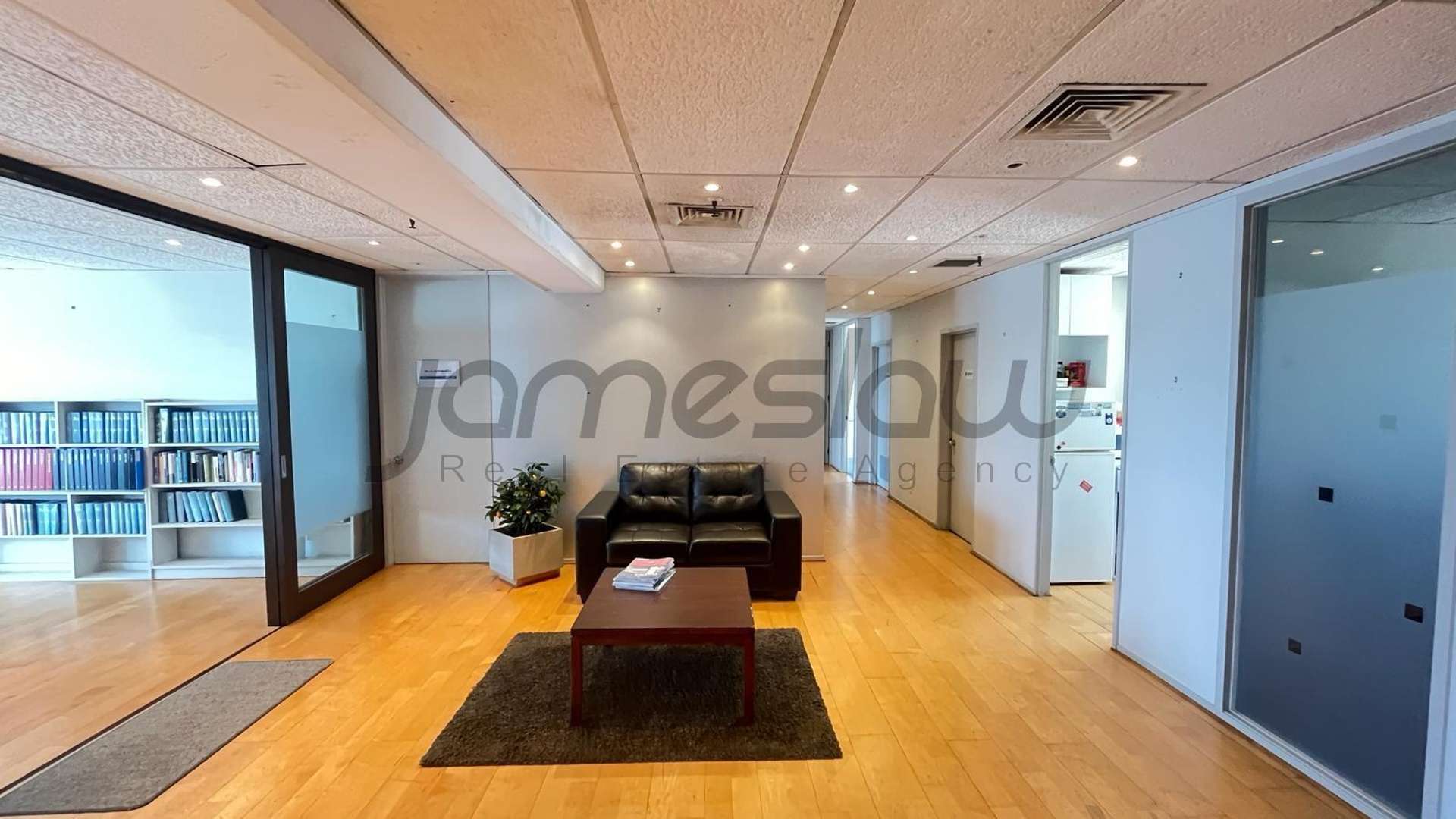 Level 8, Suite 8.02/152 Quay Street City Centre_0