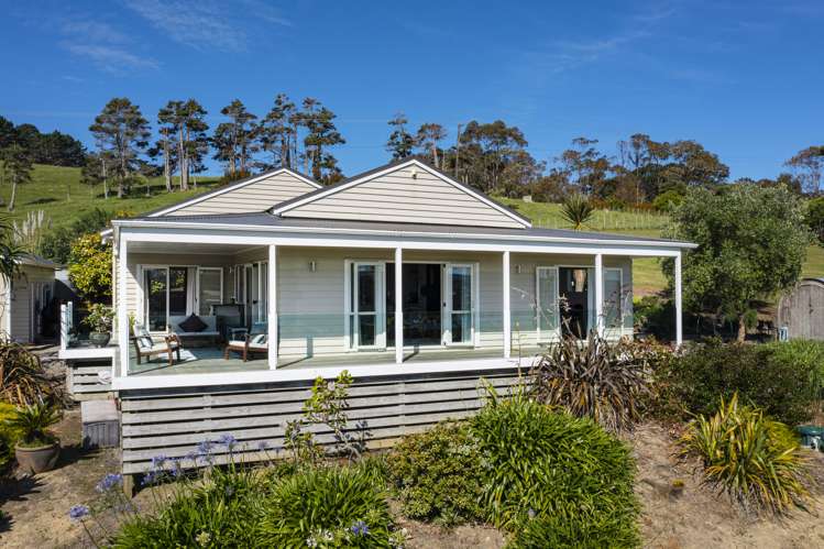 140 Kaipara Coast Highway Helensville_20
