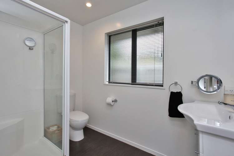 15 The Tors Heathcote Valley_17