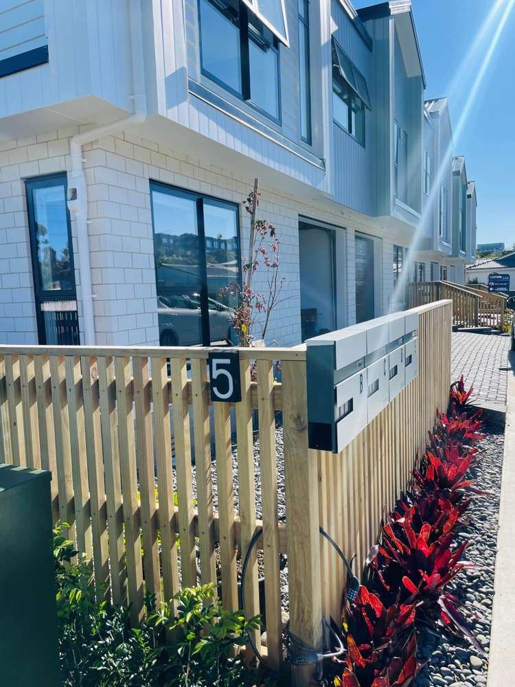 5 John F Kennedy Place_1