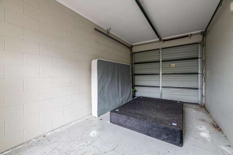 1/2 Kashmir Road Glen Eden_11