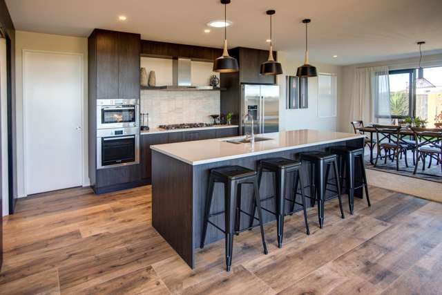 94 Liberty Crescent Beachlands_1