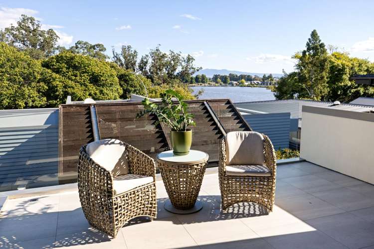 5 Lake Domain Drive Hamilton Lake_7