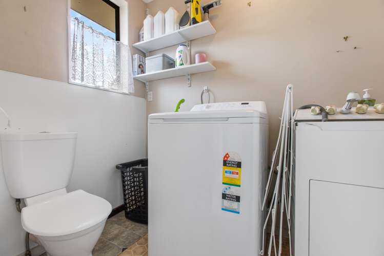 2 Kamaka Crescent Alexandra_11