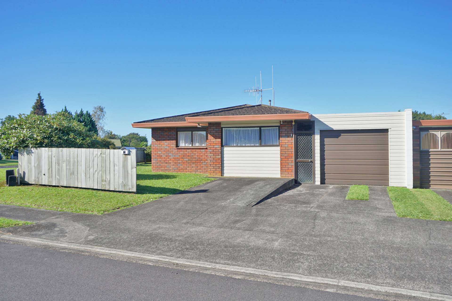 1a Randell Place Te Puke_0