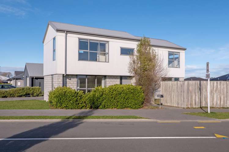 44 William Dawson Crescent Wigram_16