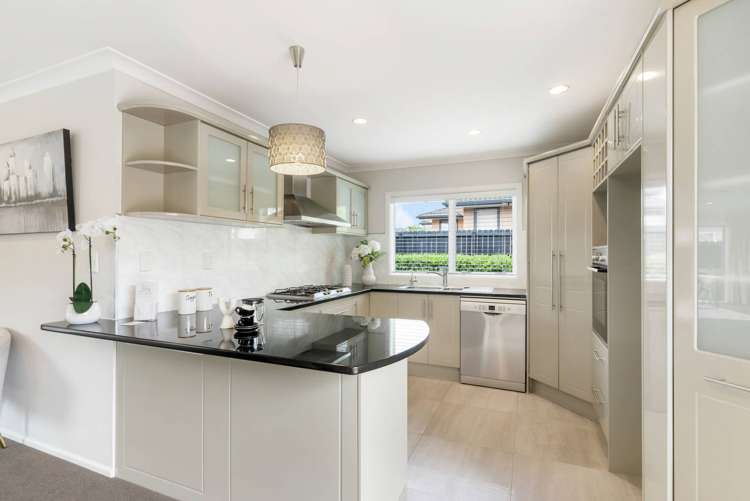 30 Erne Crescent East Tamaki_7