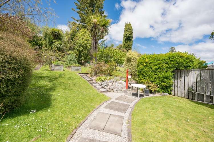 103 The Ridgeway Stoke_13