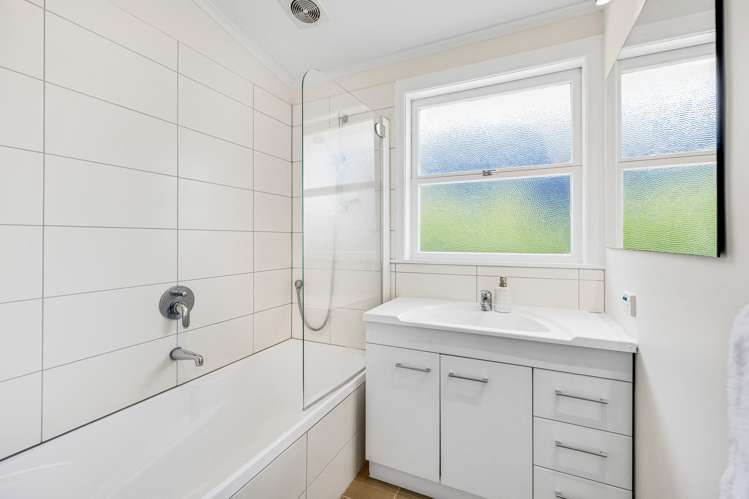 6 Valley View Road Glenfield_14