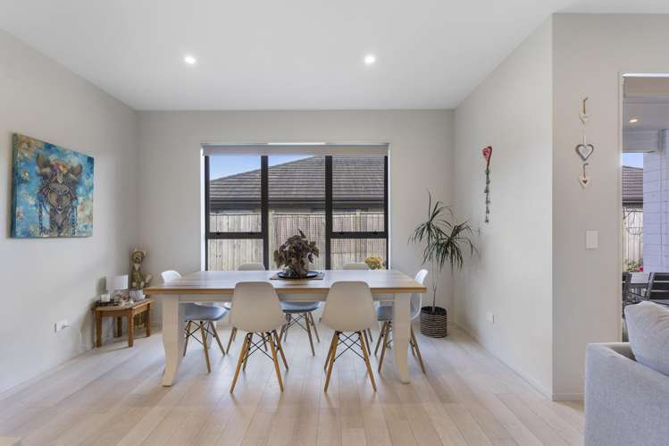 33 Kaiawa Street Beachlands_11