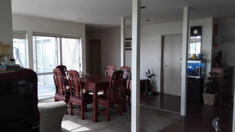 64 Spinnaker Drive Te Atatu Peninsula_13