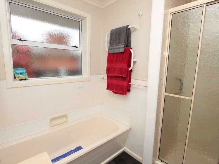 137 Belt Road Allenton_12