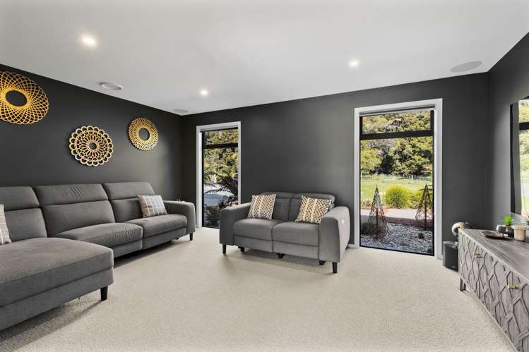 51 Pigeon Valley Road Wakefield_21