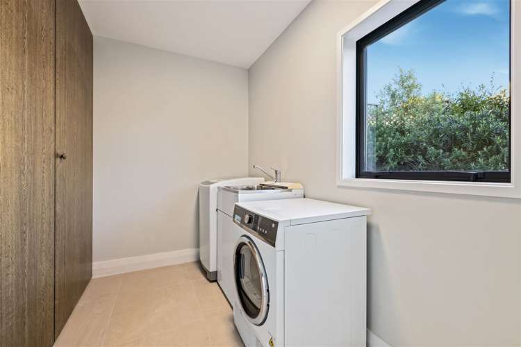 92 Cannon Hill Crescent Mount Pleasant_19