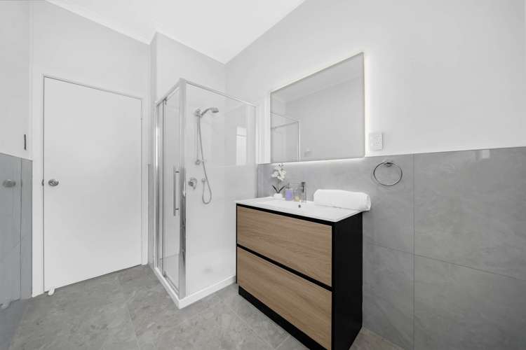 1/29 Seymour Avenue Papatoetoe_10