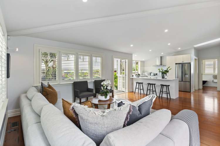 72 The Drive Epsom_5