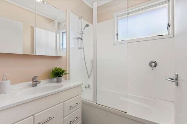2/69 Titirangi Road New Lynn_4