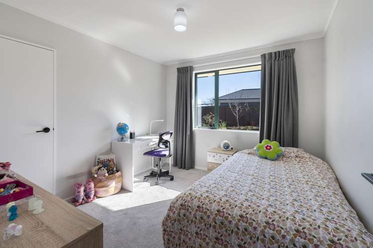 6 Logan Place Kelvin Grove_19