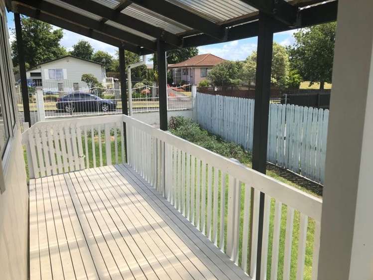 27 Penion Drive Flat Bush_9