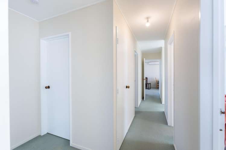 15B Jeffares Place Taradale_4
