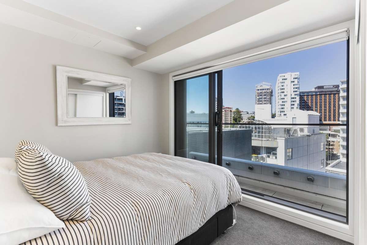 1208/47 Beach Road_3