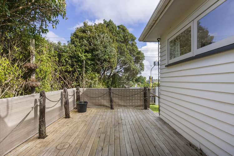 1/263 Glenfield Road Hillcrest_16