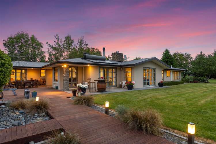 900 Loburn Whiterock Road Loburn_4